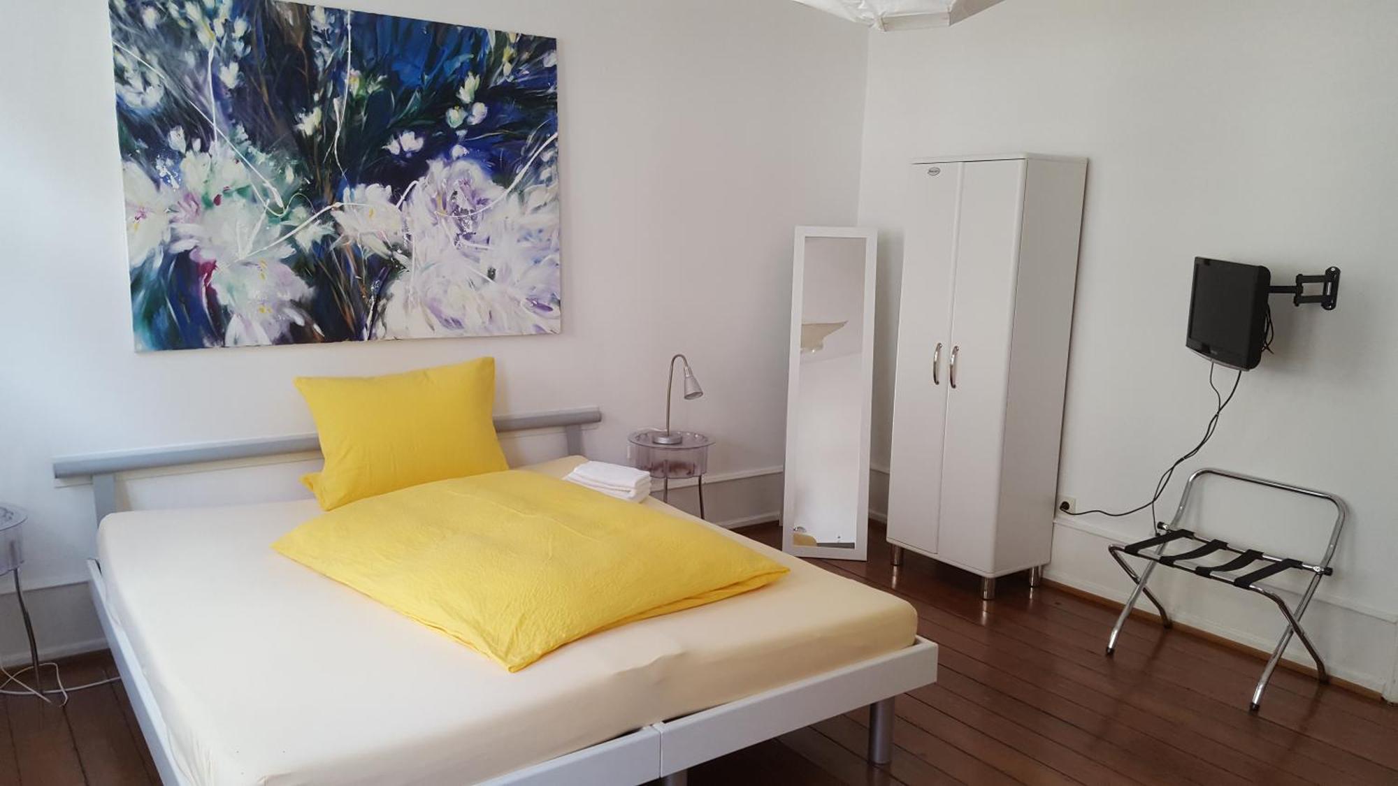 Pensionsieben Das Andere Hotel 로라흐 객실 사진