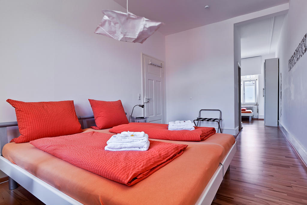 Pensionsieben Das Andere Hotel 로라흐 객실 사진