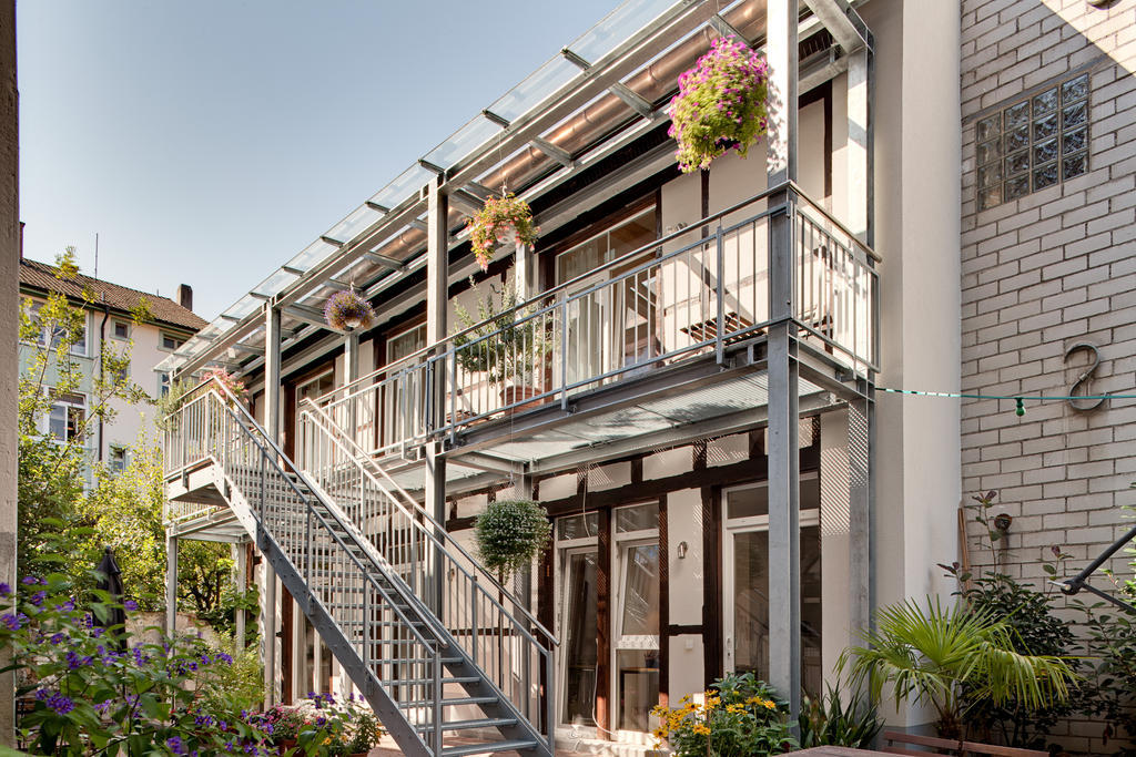 Pensionsieben Das Andere Hotel 로라흐 외부 사진